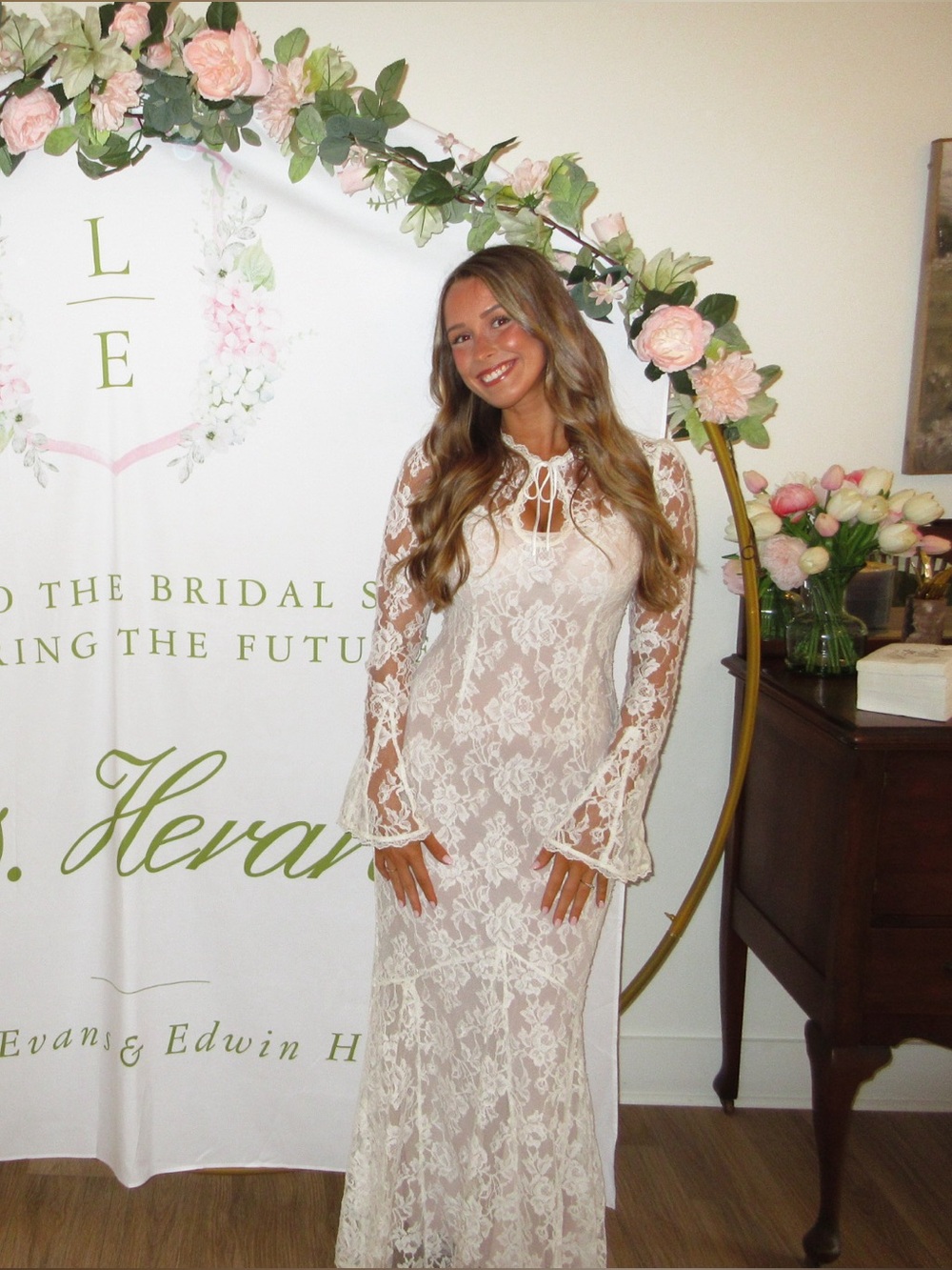 Stone Cold Fox White Lace Maxi Dress with Keyhole Neck - Picture 2 of 3